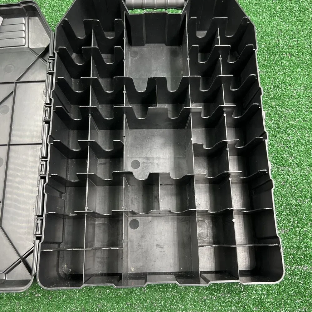 Hot Wheels 2020 by Tara Empty Car Storage Case‎ w/ Handle Holds 48 Cars Black